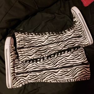 Long zebra tennis shoes